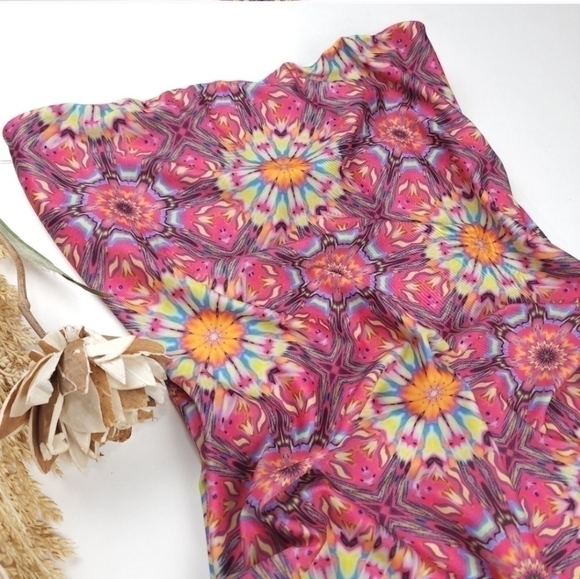 Emmy Matte Red Multicolored Rouged Dress Sz L - Picture 4 of 8